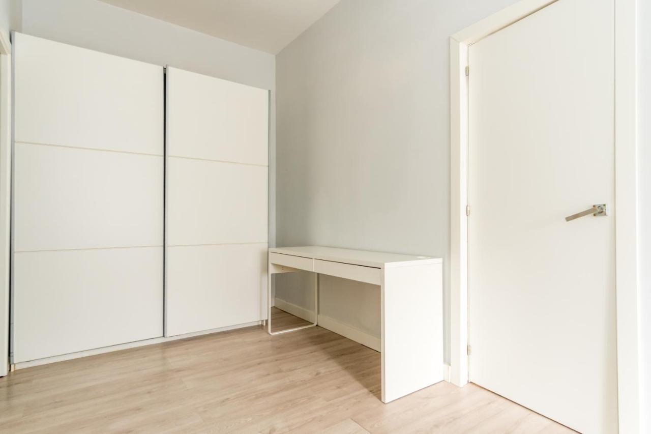 Modern Apartment-1Bedroom 1Bathroom-Tetuan Мадрид Екстериор снимка