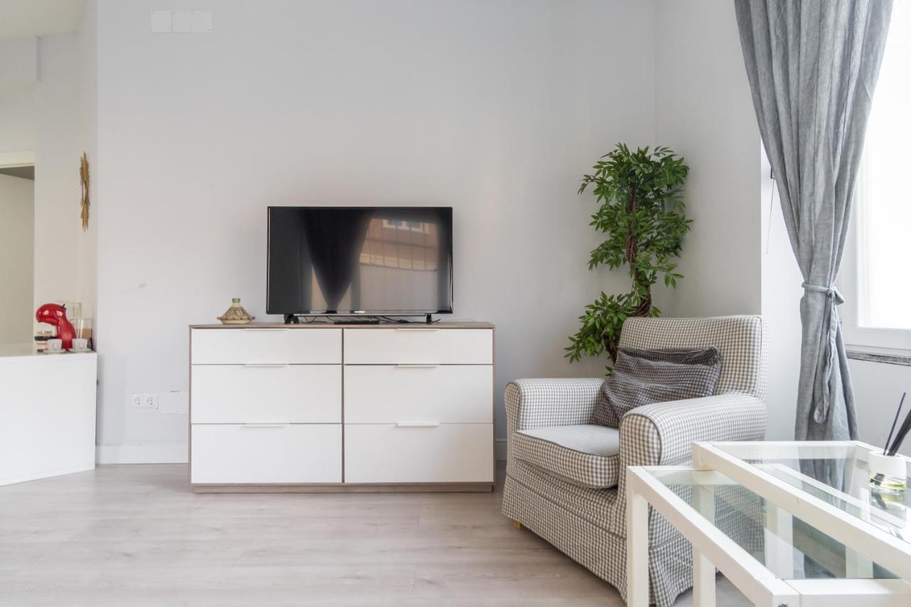Modern Apartment-1Bedroom 1Bathroom-Tetuan Мадрид Екстериор снимка