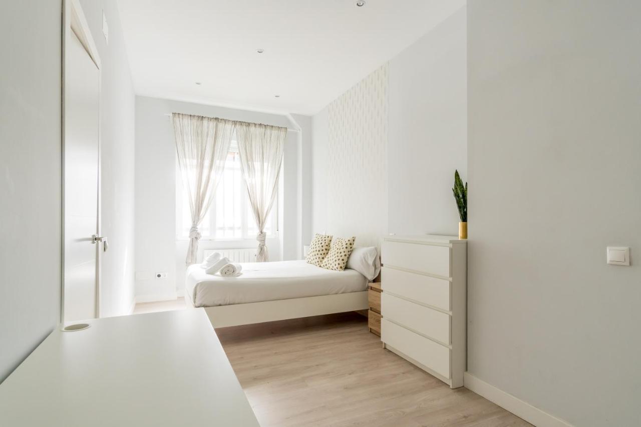 Modern Apartment-1Bedroom 1Bathroom-Tetuan Мадрид Екстериор снимка